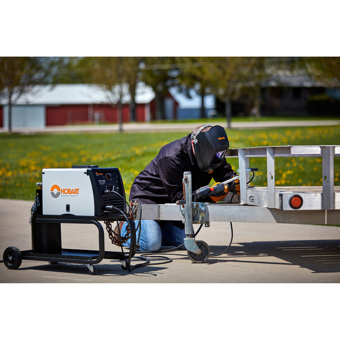 Hobart Handler 210MVP, Dual Voltage 115V/230V, 210 Amp MIG Welder with SpoolRunner 100 Spool Gun, Flux Core Welder, Model# 951787