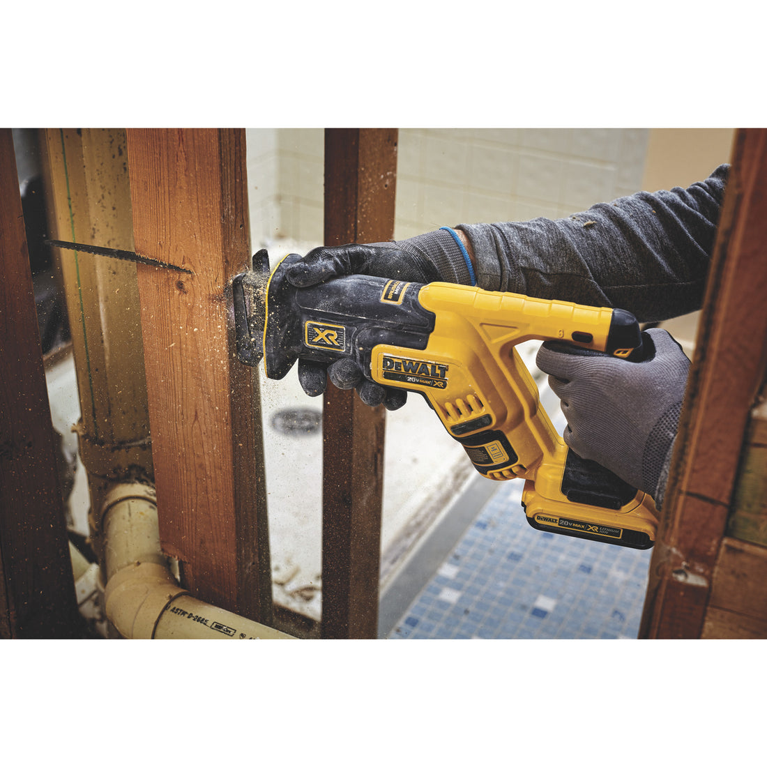 DEWALT 20V MAX XR Compact Reciprocating Saw, Tool Only, Model# DCS367B